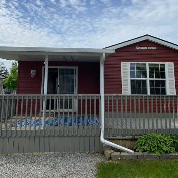213 Monument Street | Vacation Cottage For Sale in Niagara-on-the-Lake