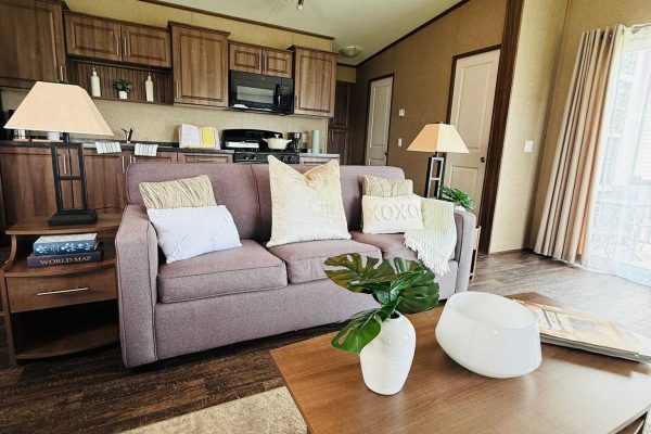 538 Grapeview Drive