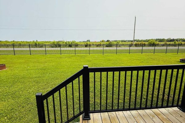 538 Grapeview Drive