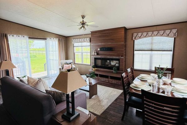 538 Grapeview Drive