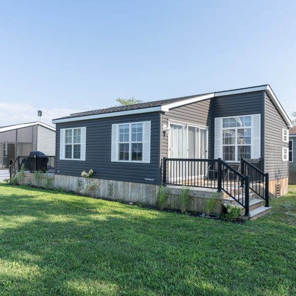 538 Grapeview Drive