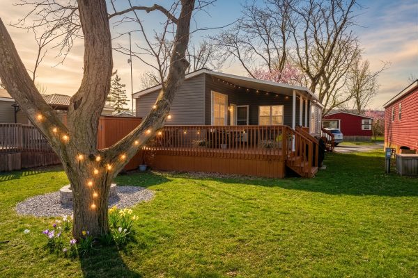 138 Peachview Drive