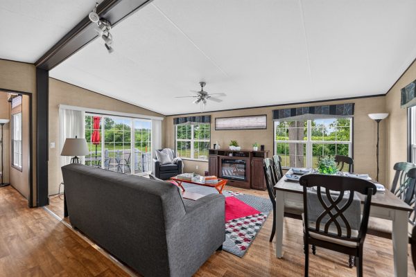 168 Peachview Drive