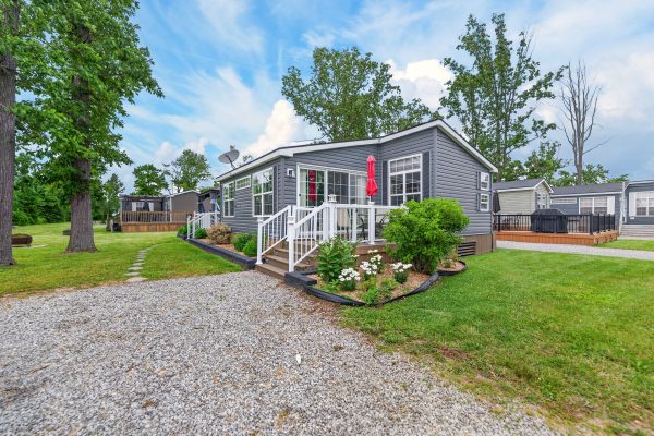 168 Peachview Drive
