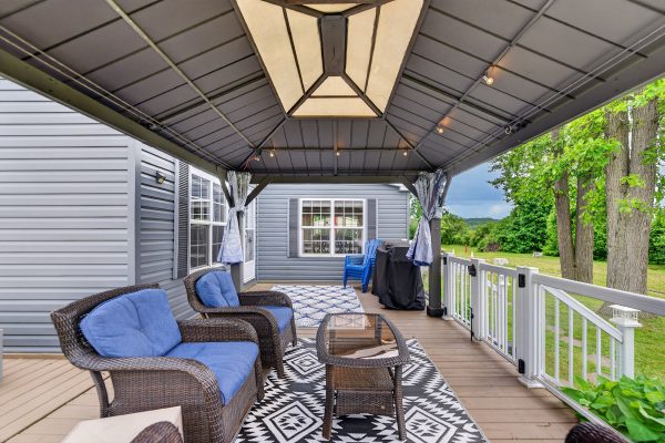 168 Peachview Drive