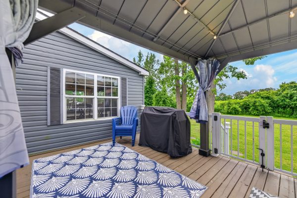 168 Peachview Drive